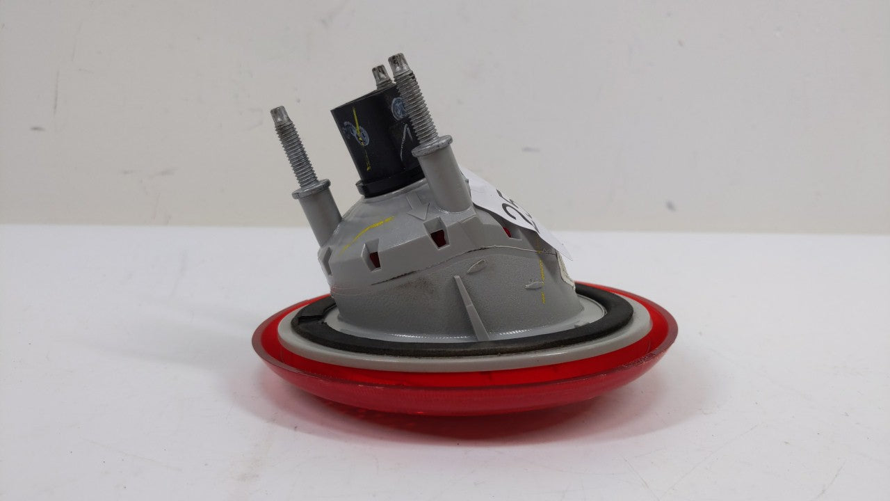 2006-2011 Chevrolet Hhr Tail Light Assembly Driver Left OEM P/N:20778528 15875485 Fits 2006 2007 2008 2009 2010 2011 OEM Used Auto Parts - Oemusedautoparts1.com