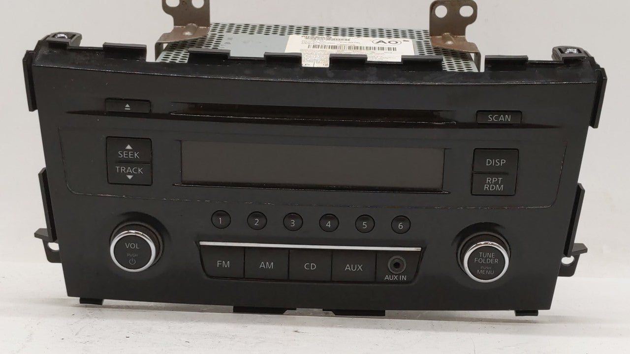 2013-2015 Nissan Altima Radio AM FM Cd Player Receiver Replacement P/N:28185 3TA0G 28185 3TB0G Fits 2013 2014 2015 OEM Used Auto Parts - Oemusedautoparts1.com