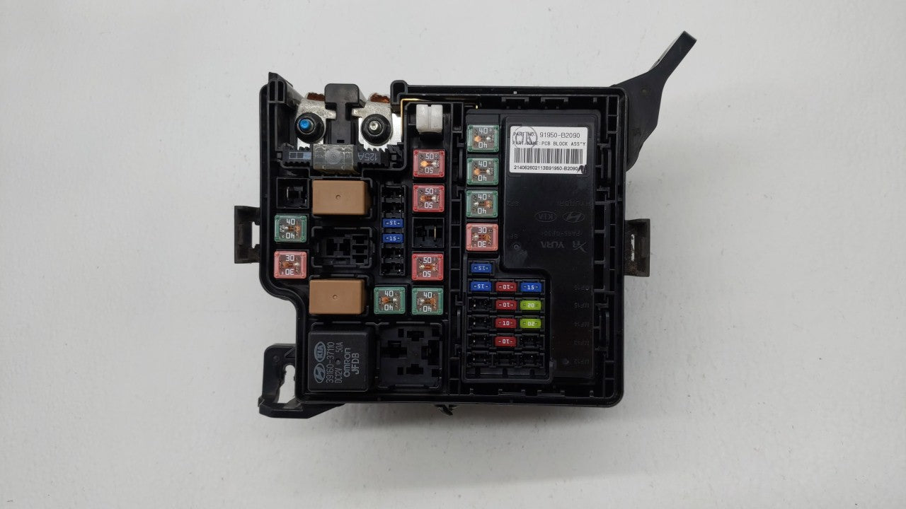 2015 Kia Soul Fusebox Fuse Box Panel Relay Module Fits OEM Used Auto Parts - Oemusedautoparts1.com