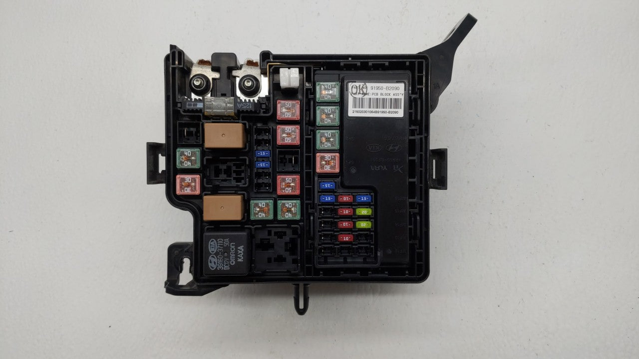 2015 Kia Soul Fusebox Fuse Box Panel Relay Module Fits OEM Used Auto Parts - Oemusedautoparts1.com