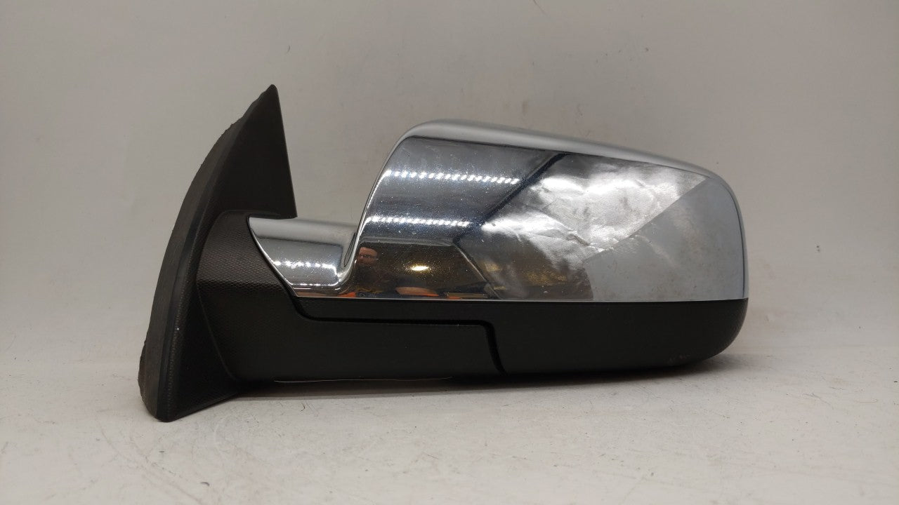 2010-2011 Chevrolet Equinox Side Mirror Replacement Driver Left View Door Mirror P/N:20858735 20858712 Fits 2010 2011 OEM Used Auto Parts - Oemusedautoparts1.com