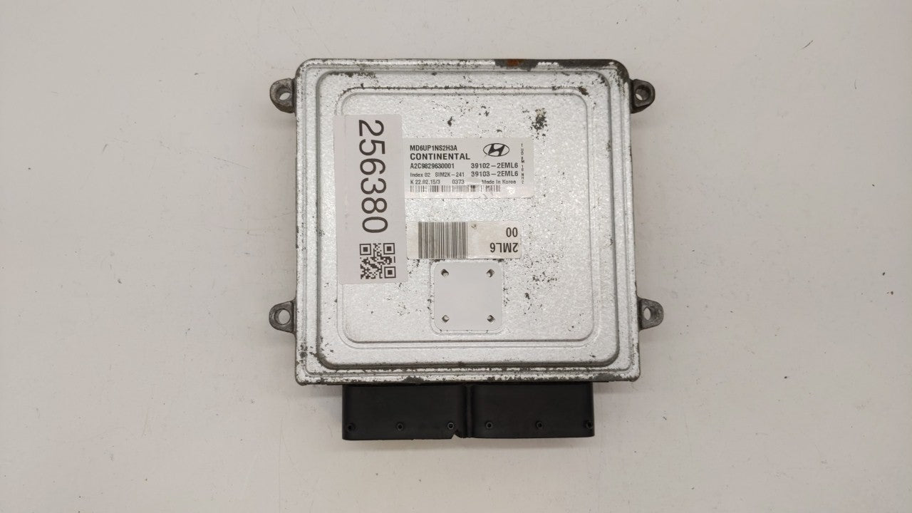 2014-2016 Hyundai Elantra PCM Engine Computer ECU ECM PCU OEM P/N:39102-2EML6 39103-2EML6 Fits 2014 2015 2016 OEM Used Auto Parts - Oemusedautoparts1.com