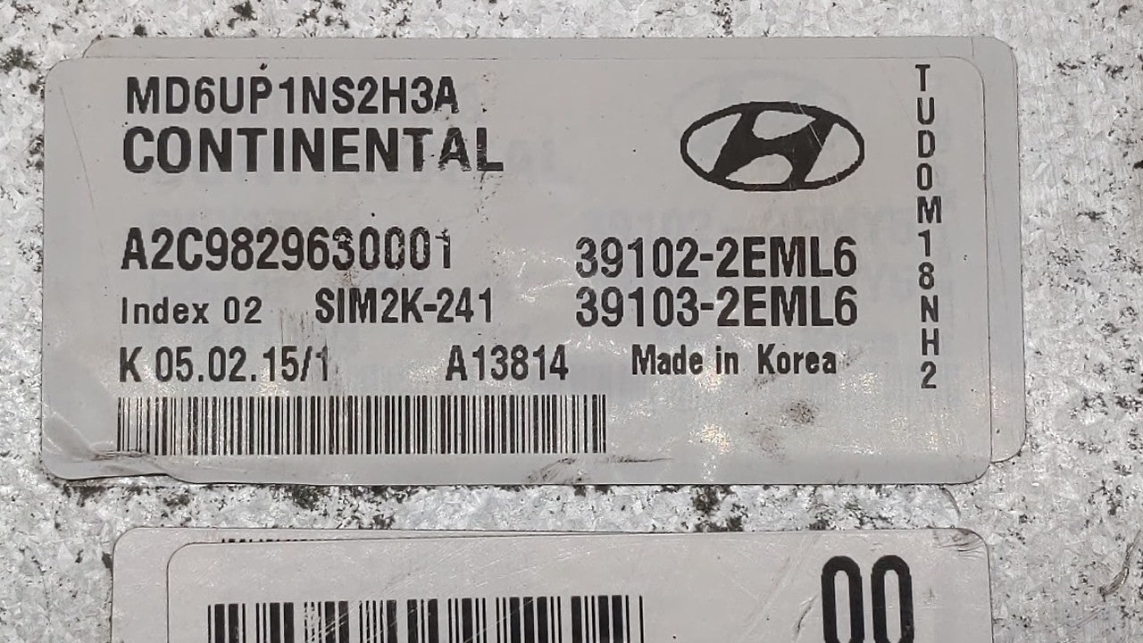 2014-2016 Hyundai Elantra PCM Engine Computer ECU ECM PCU OEM P/N:39102-2EML6 39103-2EML6 Fits 2014 2015 2016 OEM Used Auto Parts - Oemusedautoparts1.com