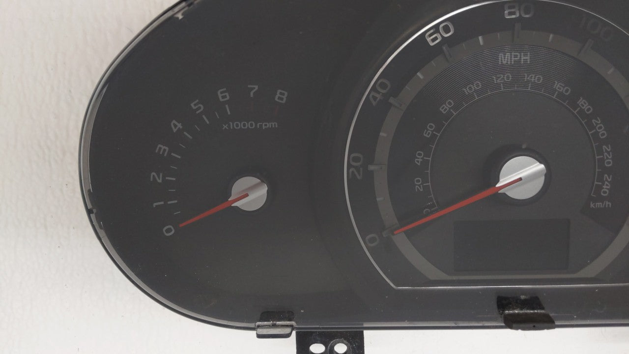 2014-2016 Kia Sportage Instrument Cluster Speedometer Gauges P/N:94021-3W020 94021-3W025 Fits 2014 2015 2016 OEM Used Auto Parts - Oemusedautoparts1.com