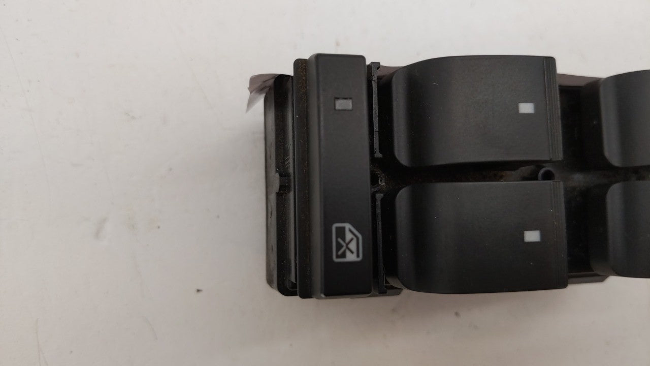 2009-2011 Chevrolet Hhr Master Power Window Switch Replacement Driver Side Left P/N:25845693 25951963 Fits OEM Used Auto Parts - Oemusedautoparts1.com