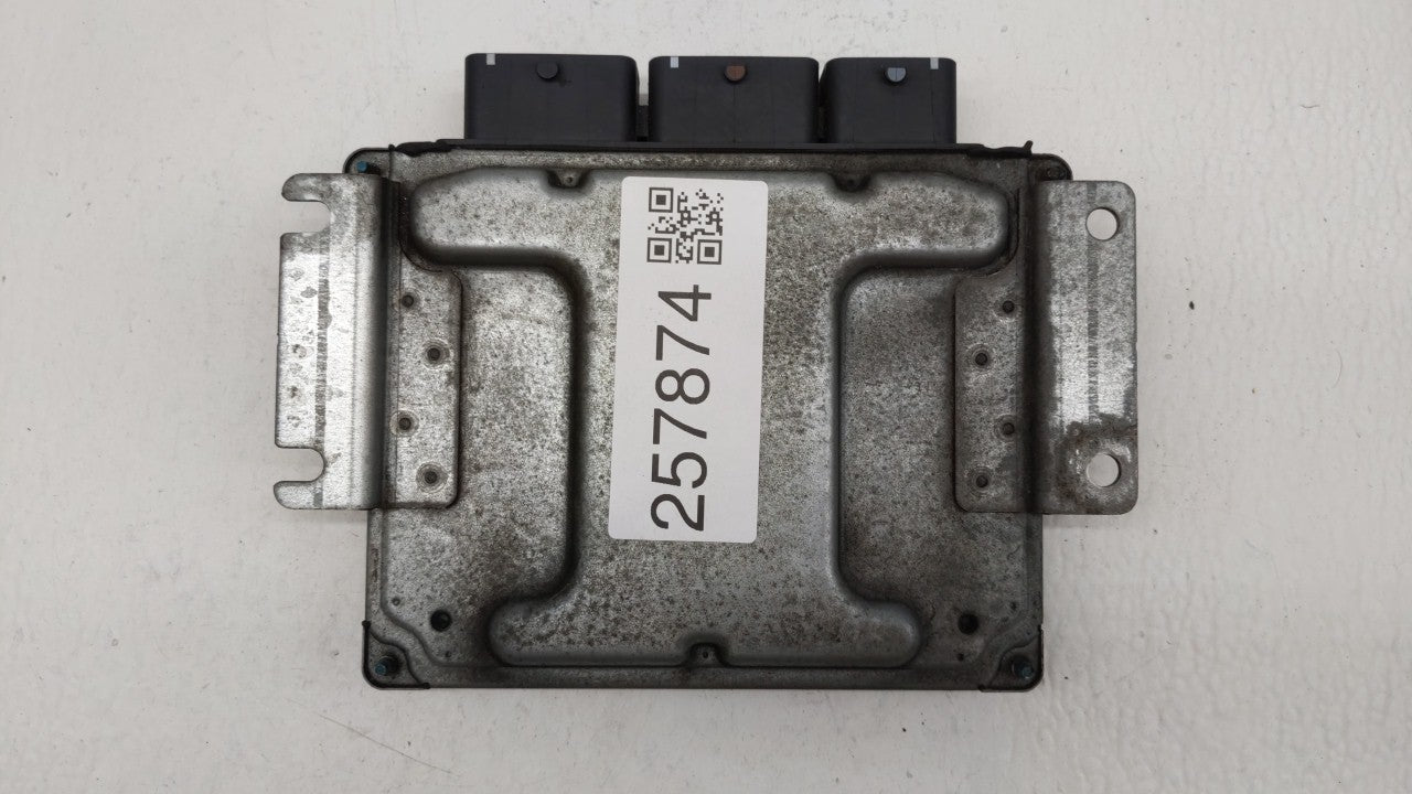 2013 Nissan Altima PCM Engine Computer ECU ECM PCU OEM P/N:MEC300-041 A1 MEC300-042 A1 Fits 2014 OEM Used Auto Parts - Oemusedautoparts1.com