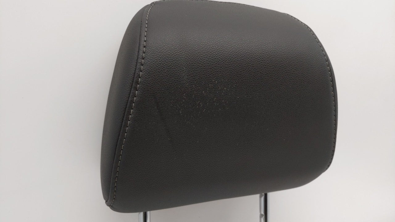 2015-2018 Ford Focus Headrest Head Rest Front Driver Passenger Seat Fits 2015 2016 2017 2018 OEM Used Auto Parts - Oemusedautoparts1.com