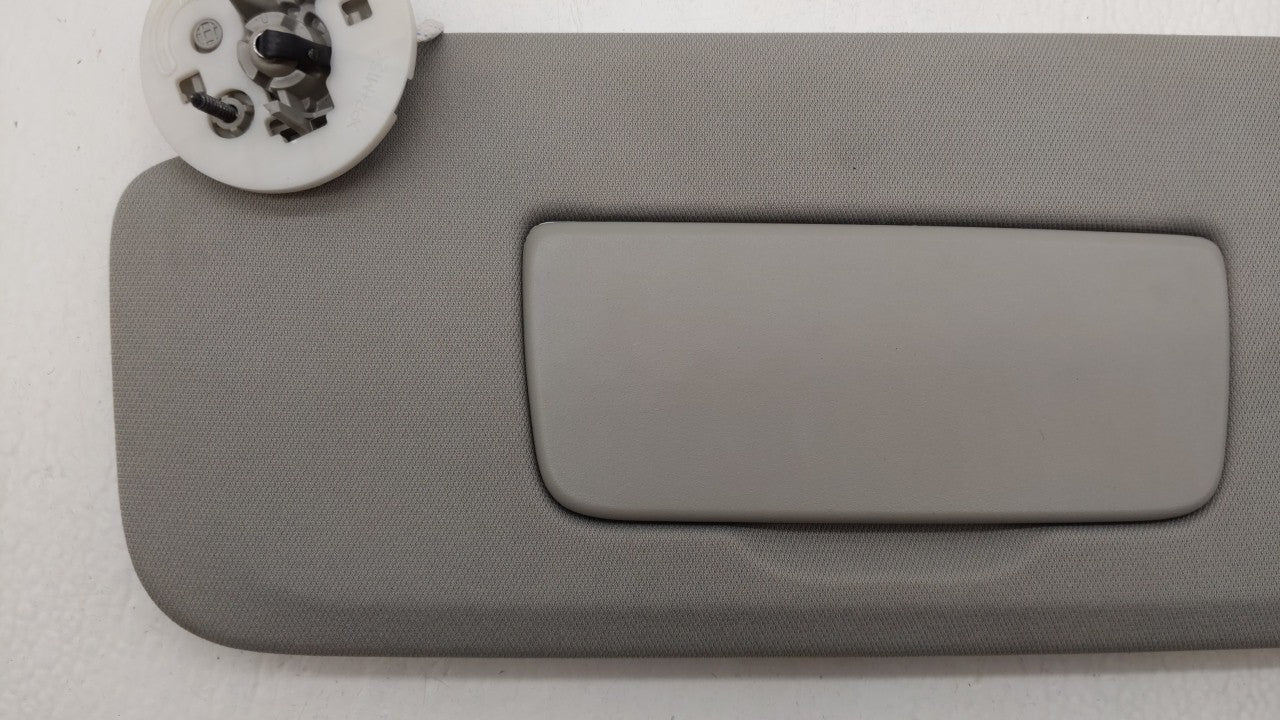 2018 Buick Enclave Sun Visor Shade Replacement Driver Left Mirror Fits OEM Used Auto Parts - Oemusedautoparts1.com