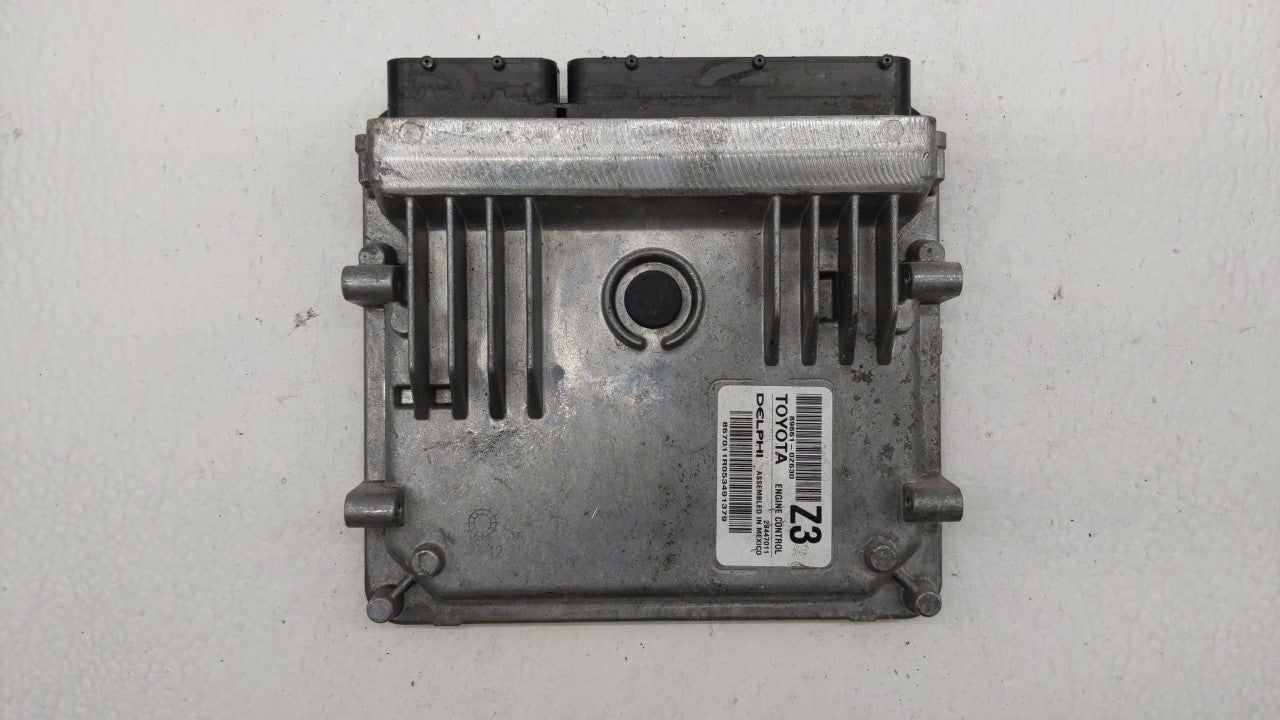 2015 Toyota Corolla PCM Engine Computer ECU ECM PCU OEM P/N:89661-0Z630 89661-0Z631 Fits OEM Used Auto Parts - Oemusedautoparts1.com