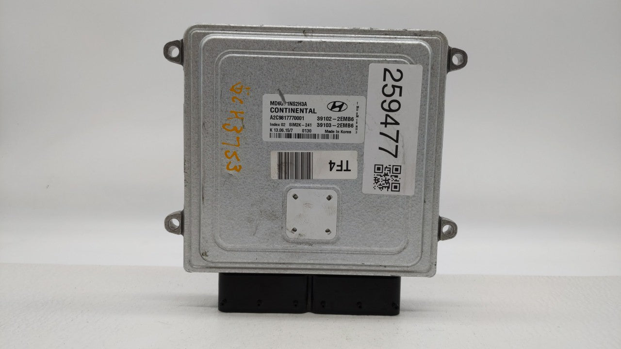 2014-2016 Hyundai Elantra PCM Engine Computer ECU ECM PCU OEM P/N:39103-2EMW5 39102-2EMW5 Fits 2014 2015 2016 OEM Used Auto Parts - Oemusedautoparts1.com