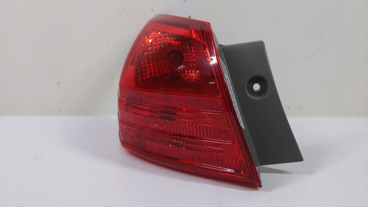 2008-2015 Nissan Rogue Tail Light Assembly Driver Left OEM Fits 2008 2009 2010 2011 2012 2013 2014 2015 OEM Used Auto Parts - Oemusedautoparts1.com