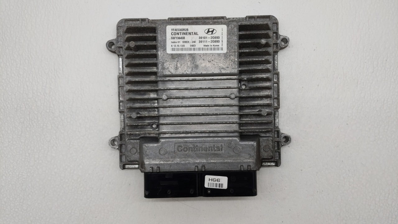 2011-2014 Hyundai Sonata PCM Engine Computer ECU ECM PCU OEM P/N:39101-2G692 39111-2G690 Fits 2011 2012 2013 2014 OEM Used Auto Parts - Oemusedautoparts1.com