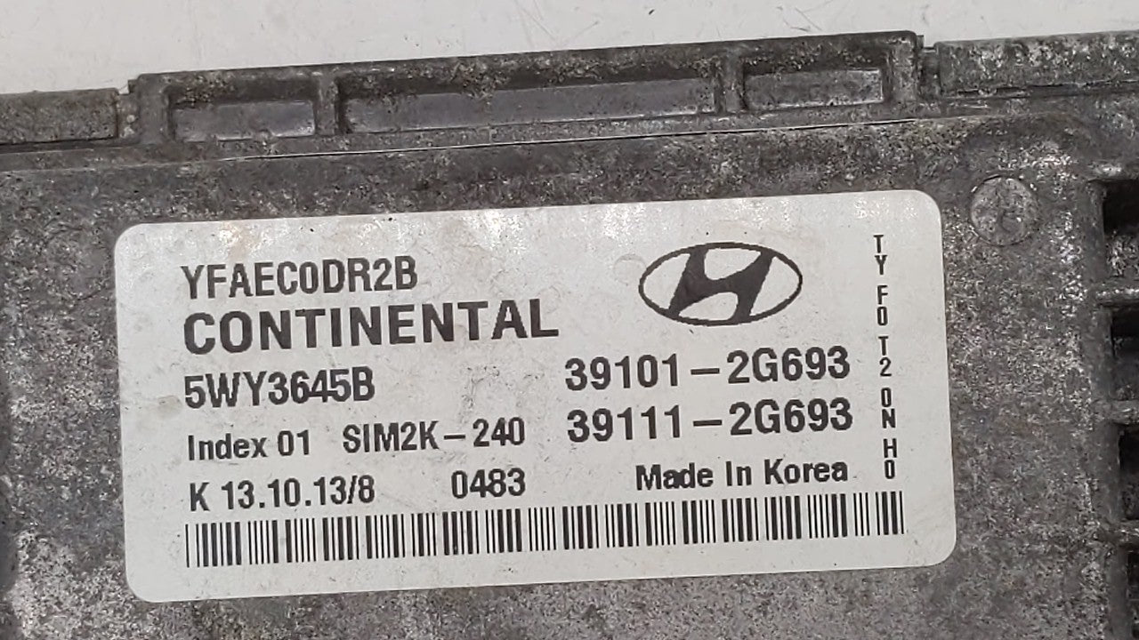 2011-2014 Hyundai Sonata PCM Engine Computer ECU ECM PCU OEM P/N:39101-2G692 39111-2G690 Fits 2011 2012 2013 2014 OEM Used Auto Parts - Oemusedautoparts1.com