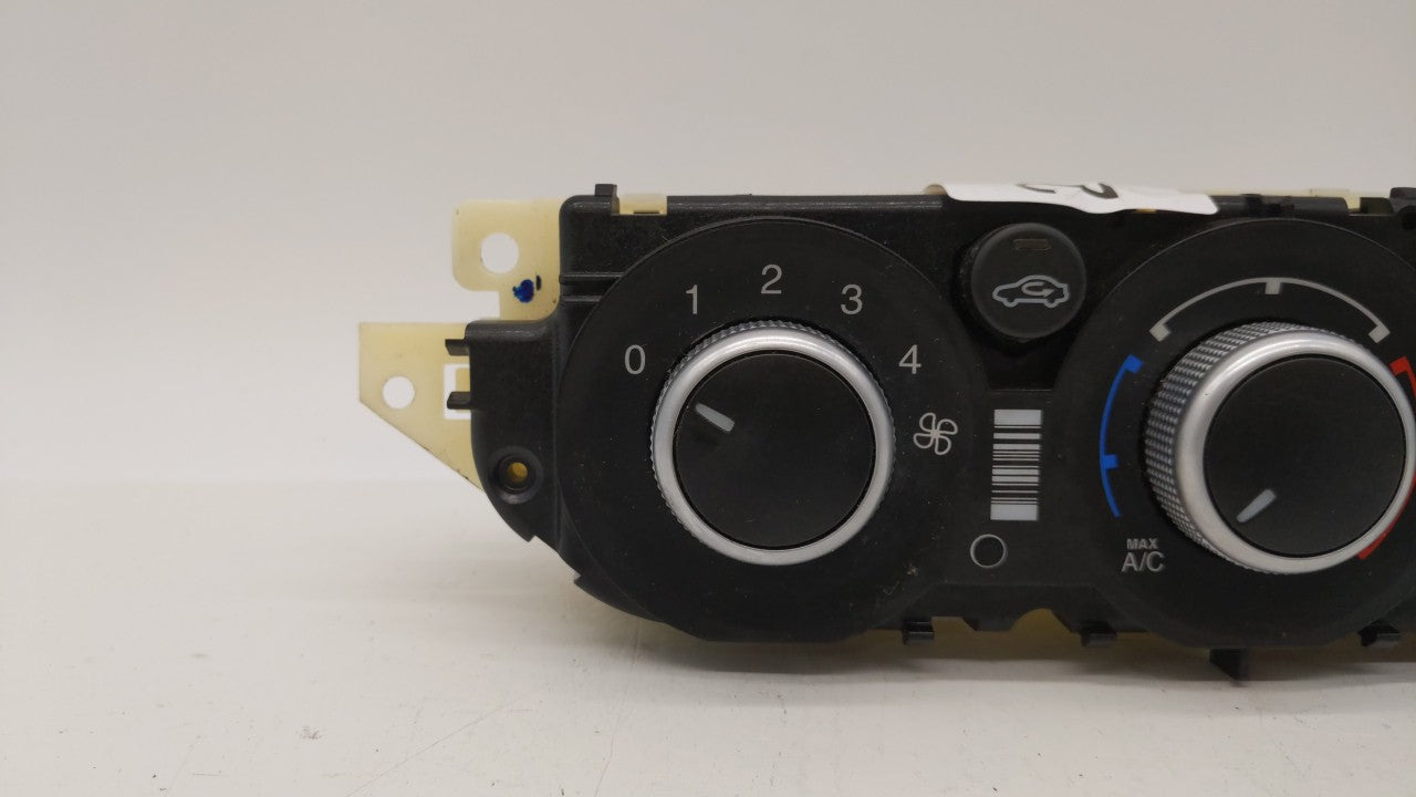 2013-2016 Ford Escape Climate Control Module Temperature AC/Heater Replacement P/N:CJ5T-19980-CF CJ5T-19980-DD Fits OEM Used Auto Parts - Oemusedautoparts1.com