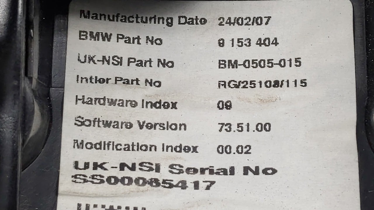 2008-2010 Mini Cooper Instrument Cluster Speedometer Gauges P/N:9 153 404 9 201 405 Fits 2008 2009 2010 OEM Used Auto Parts - Oemusedautoparts1.com