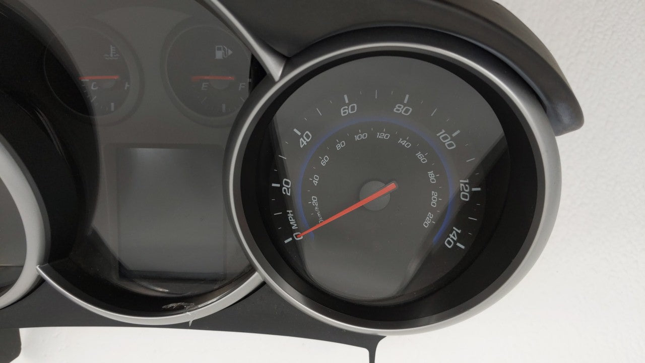 2011 Chevrolet Cruze Instrument Cluster Speedometer Gauges P/N:95235824 811511914 Fits OEM Used Auto Parts - Oemusedautoparts1.com