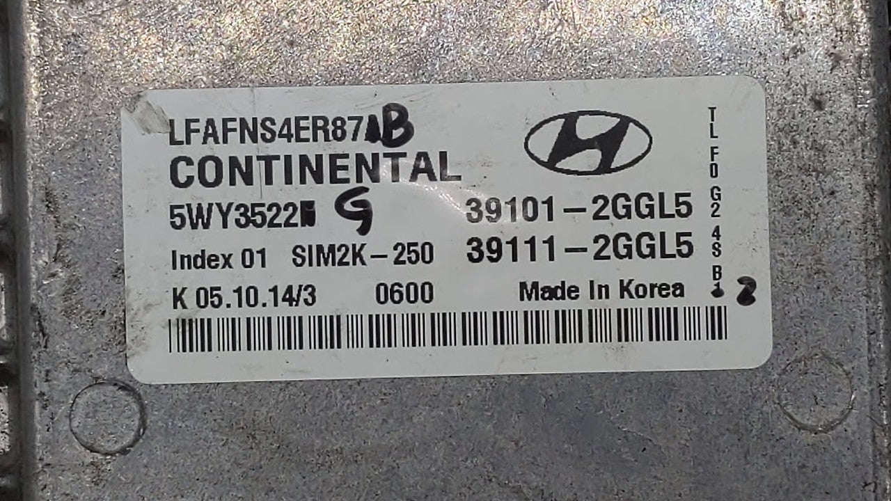 2015-2017 Hyundai Sonata PCM Engine Computer ECU ECM PCU OEM P/N:39101-2GGL5 39111-2GGL5 Fits 2015 2016 2017 OEM Used Auto Parts - Oemusedautoparts1.com