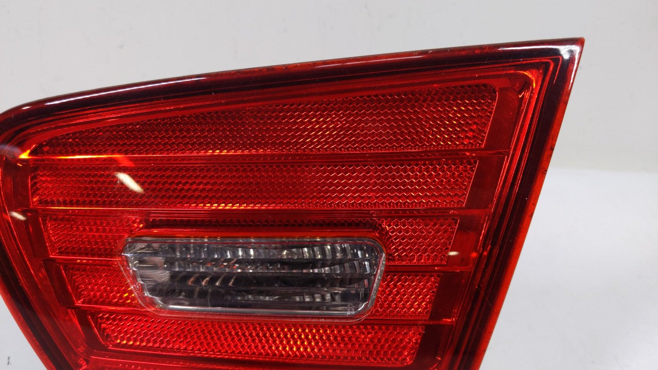 2007-2010 Hyundai Elantra Tail Light Assembly Passenger Right OEM P/N:92404-2H00 Fits 2007 2008 2009 2010 OEM Used Auto Parts - Oemusedautoparts1.com