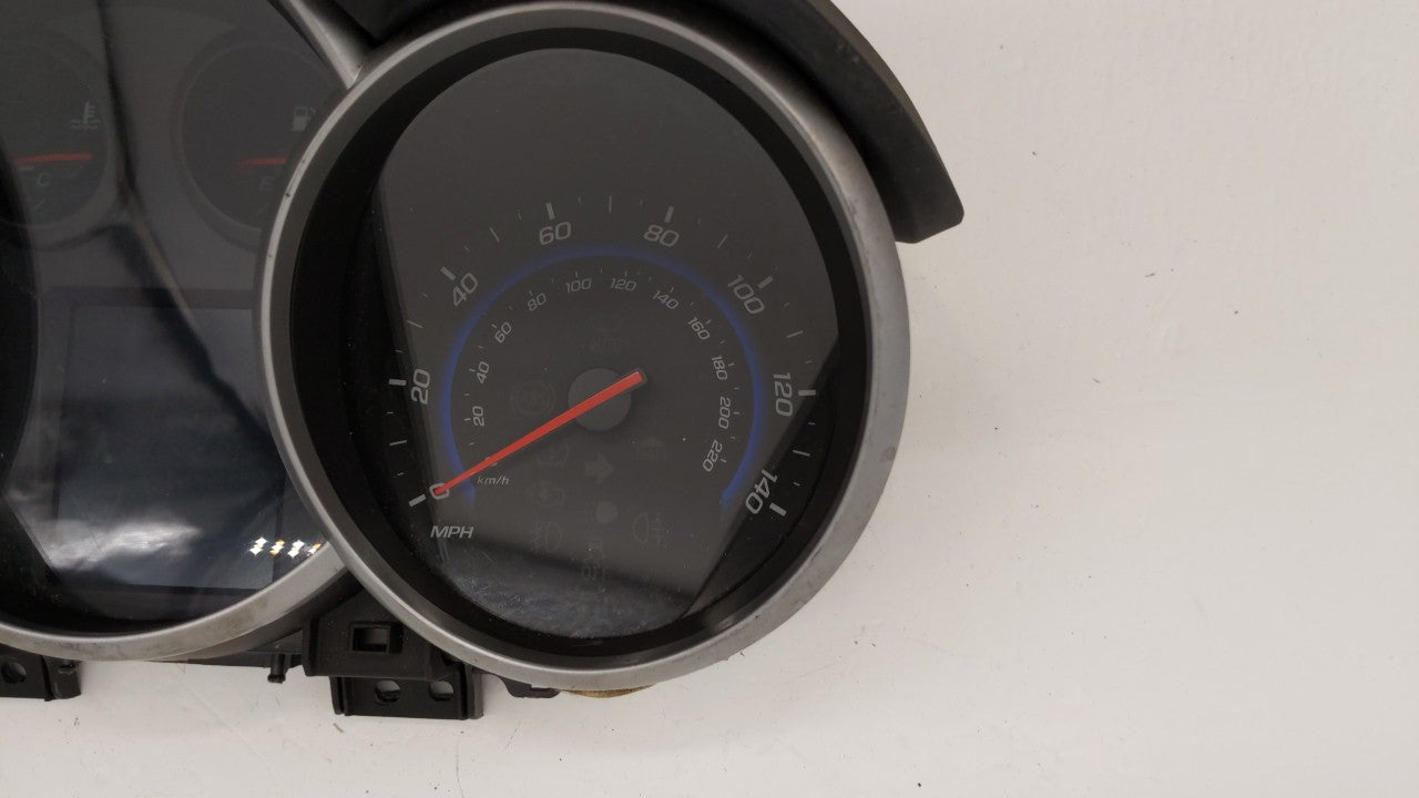 2015-2016 Chevrolet Cruze Instrument Cluster Speedometer Gauges P/N:811511914 94560794 Fits 2015 2016 OEM Used Auto Parts - Oemusedautoparts1.com