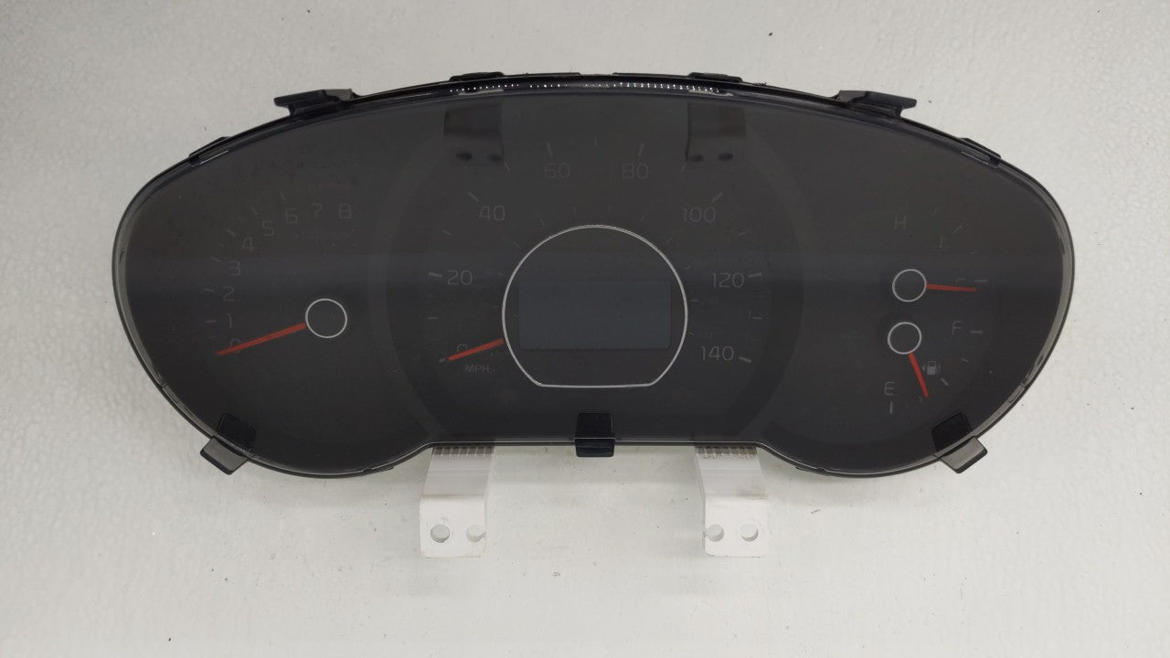 2016 Kia Soul Instrument Cluster Speedometer Gauges P/N:94006-B2600 Fits OEM Used Auto Parts - Oemusedautoparts1.com