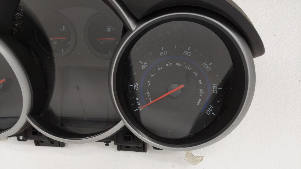 2011 Chevrolet Cruze Instrument Cluster Speedometer Gauges P/N:95235824 811511914 Fits OEM Used Auto Parts - Oemusedautoparts1.com