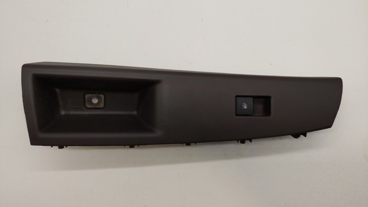 2012 Chevrolet Cruze Passeneger Right Power Window Switch 13305370 - Oemusedautoparts1.com