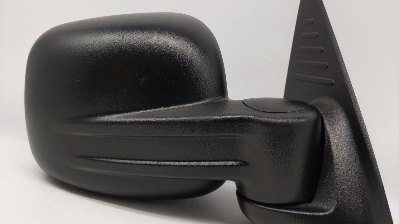 2002-2007 Jeep Liberty Side Mirror Replacement Passenger Right View Door Mirror P/N:E1040691 Fits 2002 2003 2004 2005 2006 2007 OEM Used Auto Parts - Oemusedautoparts1.com