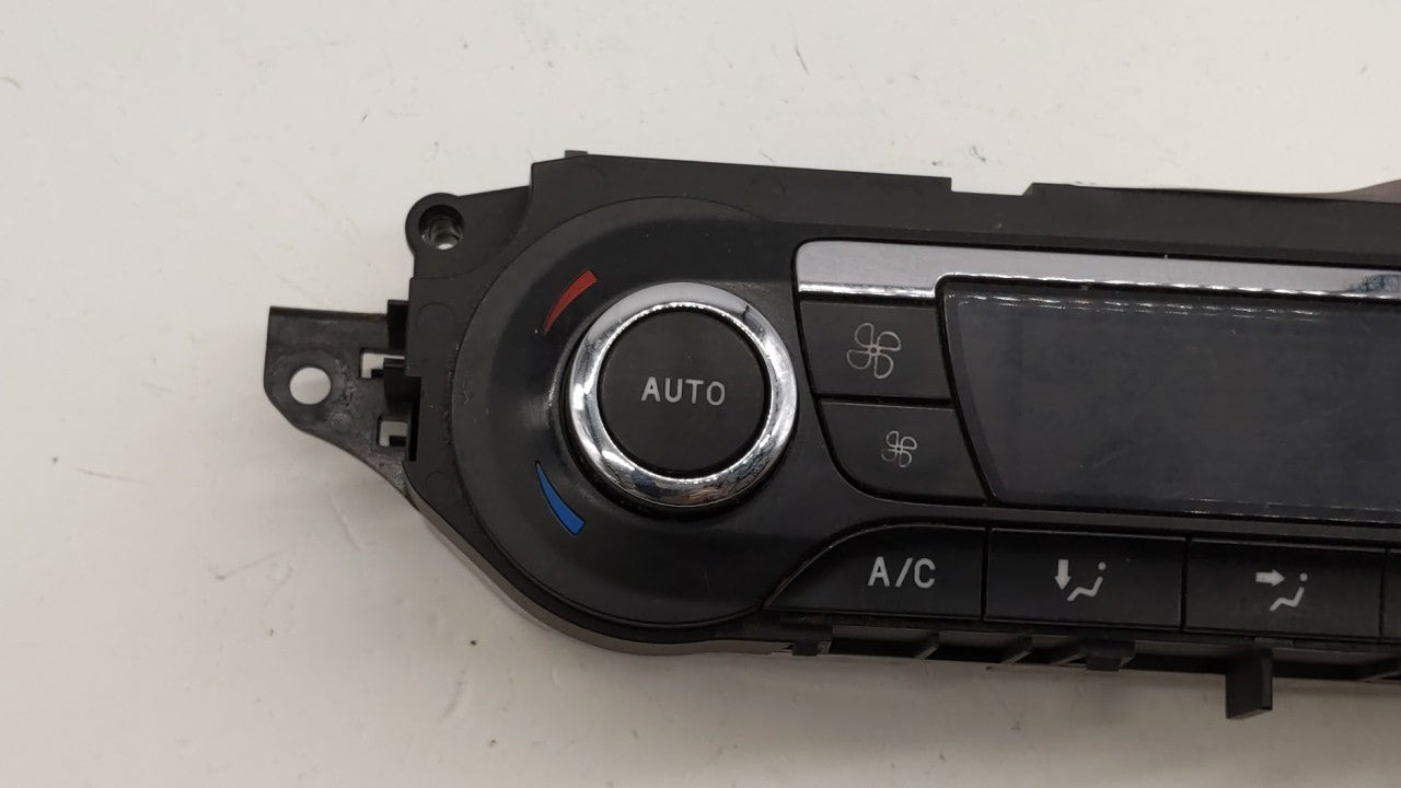 2013-2016 Ford C-Max Climate Control Module Temperature AC/Heater Replacement P/N:DM5T-18C612-AE DM5T-18C612-AG Fits OEM Used Auto Parts - Oemusedautoparts1.com