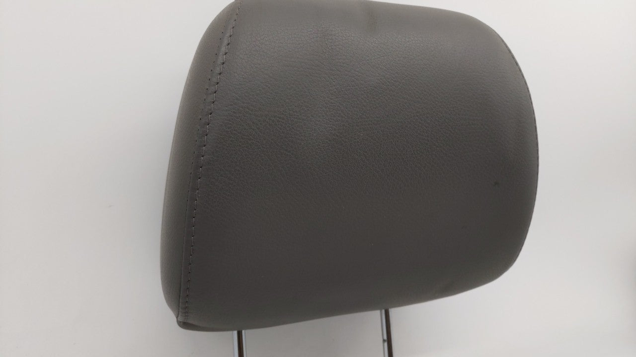 2005-2008 Hyundai Tucson Headrest Head Rest Front Driver Passenger Seat Fits 2005 2006 2007 2008 OEM Used Auto Parts - Oemusedautoparts1.com