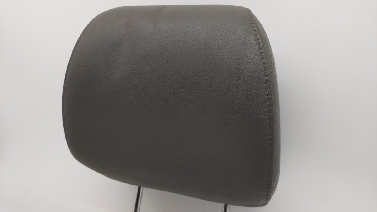 2005-2008 Hyundai Tucson Headrest Head Rest Front Driver Passenger Seat Fits 2005 2006 2007 2008 OEM Used Auto Parts - Oemusedautoparts1.com