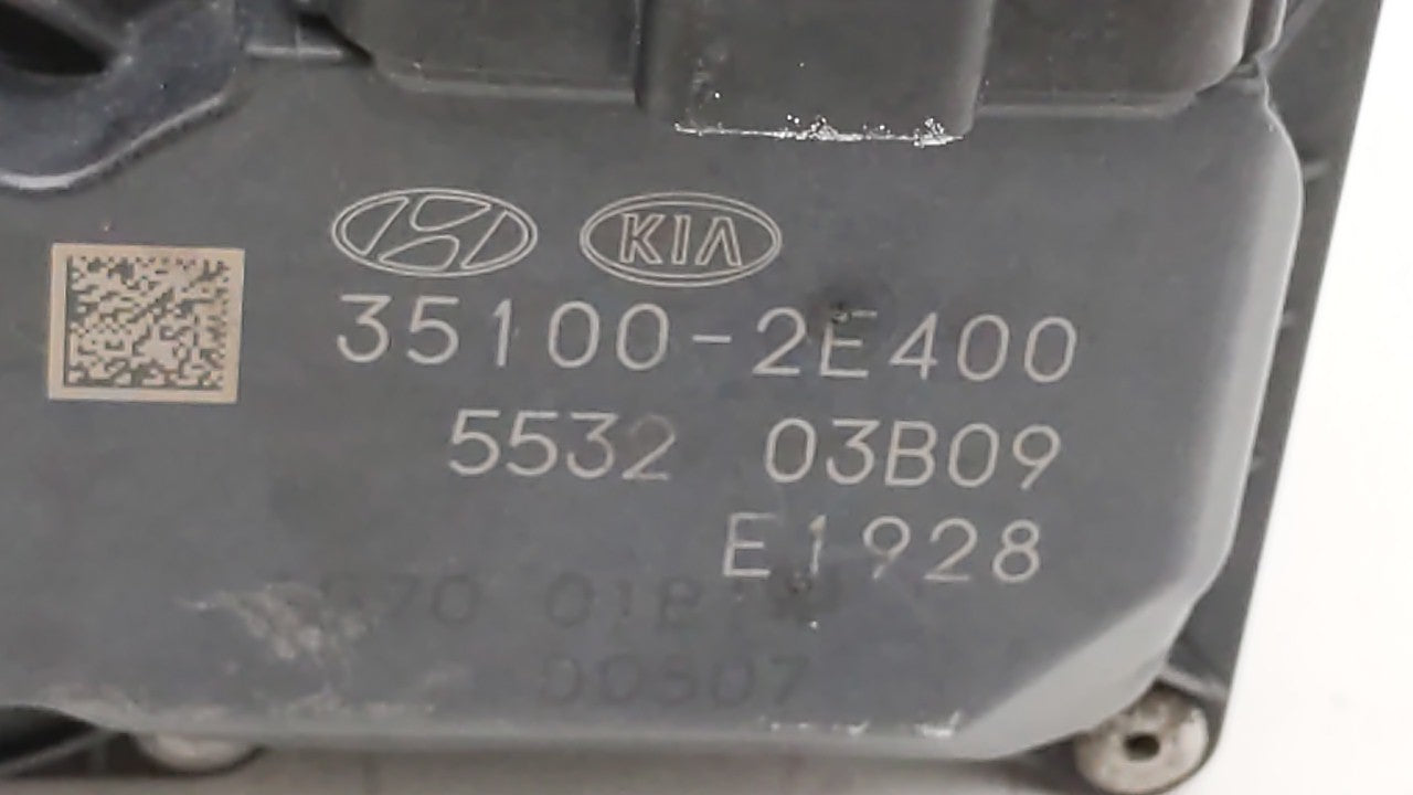 2018-2019 Hyundai Kona Throttle Body P/N:35100-2E400 Fits 2012 2013 2014 2015 2016 2018 2019 OEM Used Auto Parts - Oemusedautoparts1.com