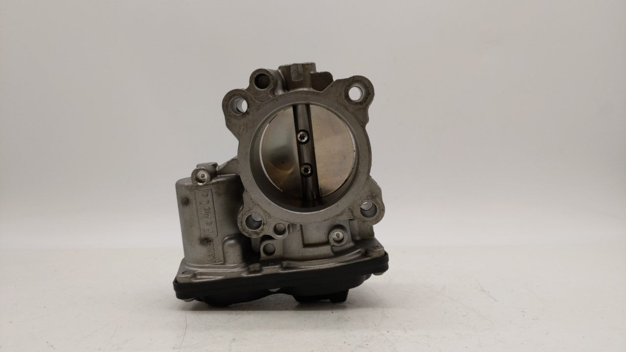 2014-2019 Ford Fusion Throttle Body P/N:DS7G-9F991-BB DS7G-9E991-BB Fits 2014 2015 2016 2017 2018 2019 OEM Used Auto Parts - Oemusedautoparts1.com