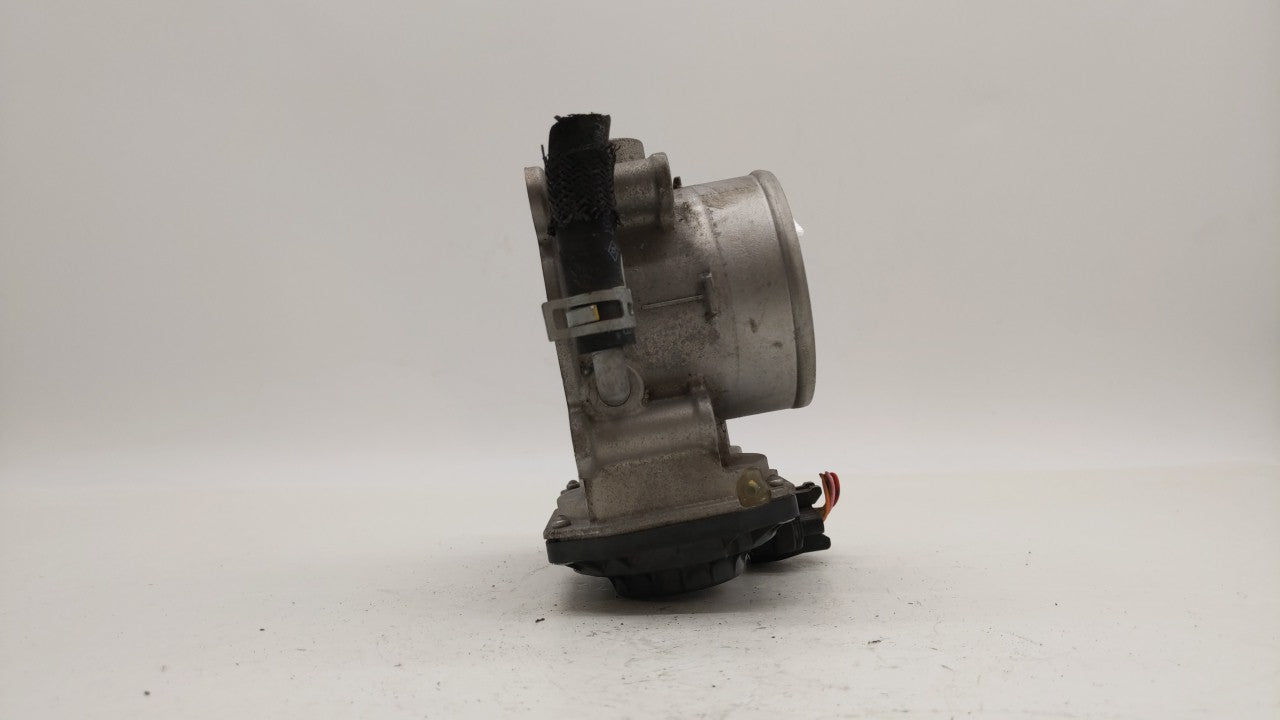 2019 Kia Forte Throttle Body P/N:35100-2E710 Fits OEM Used Auto Parts - Oemusedautoparts1.com