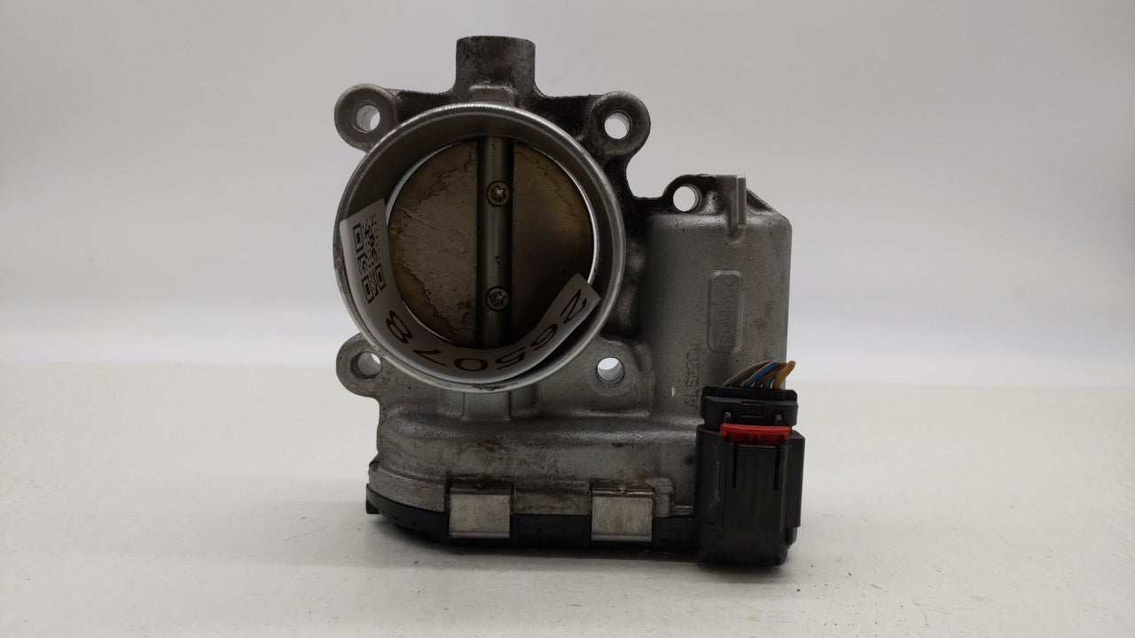 2015-2019 Lincoln Mkc Throttle Body P/N:DS7E-9F991-BB Fits 2014 2015 2016 2017 2018 2019 OEM Used Auto Parts - Oemusedautoparts1.com