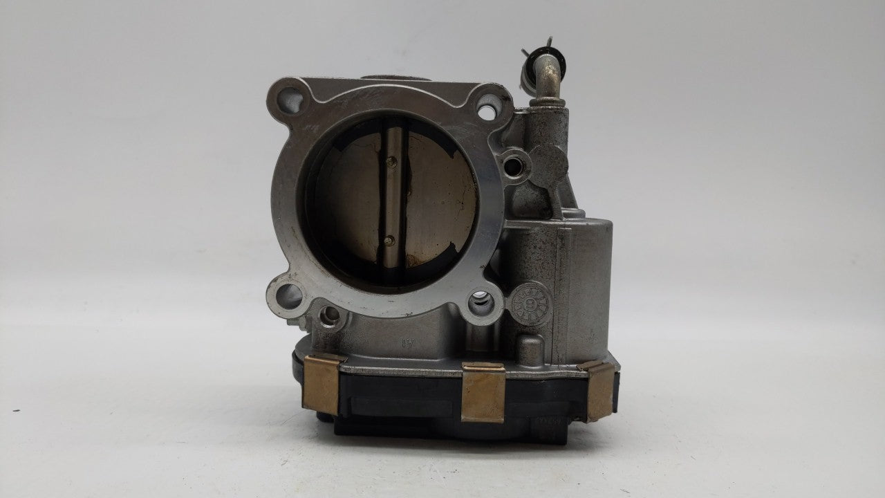 2016-2018 Infiniti Q50 Throttle Body P/N:RME60-52 Fits 2016 2017 2018 OEM Used Auto Parts - Oemusedautoparts1.com