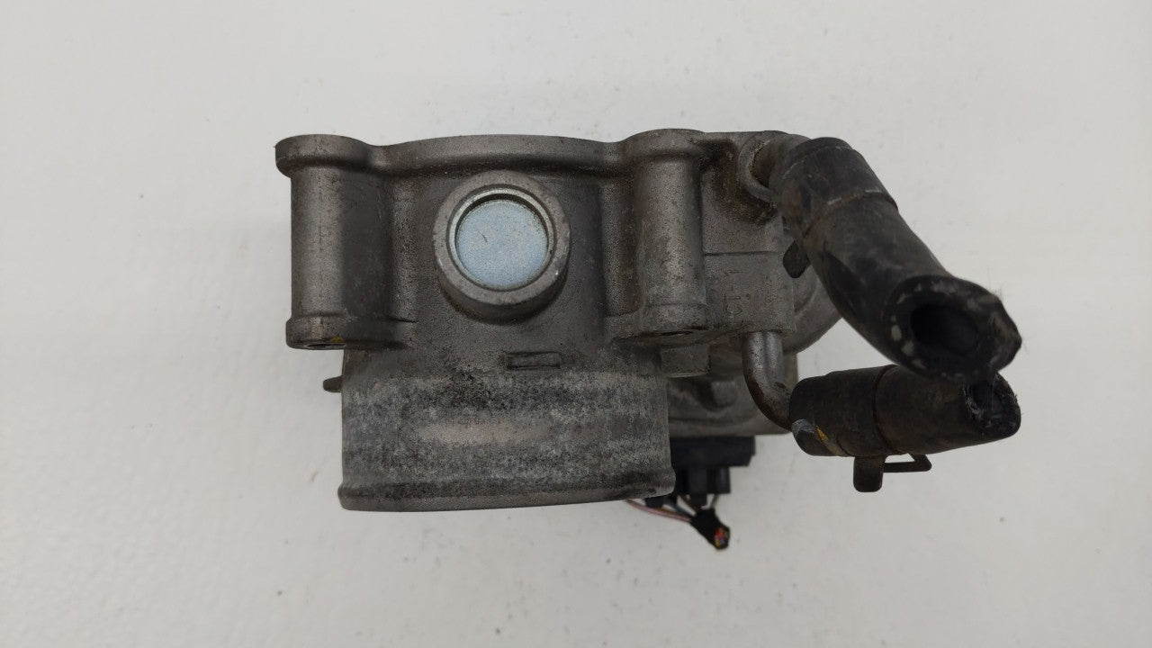 2011-2018 Hyundai Elantra Throttle Body P/N:35100-2E000 Fits 2011 2012 2013 2014 2015 2016 2017 2018 2019 OEM Used Auto Parts - Oemusedautoparts1.com