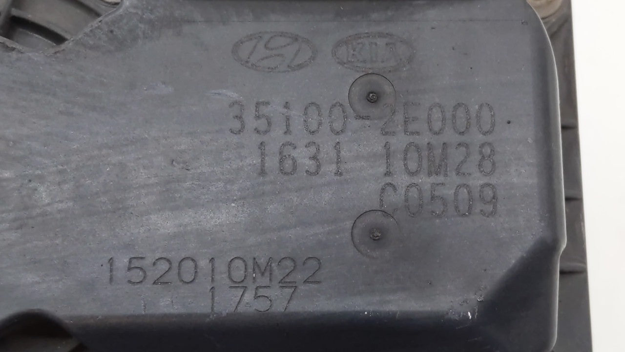 2011-2018 Hyundai Elantra Throttle Body P/N:35100-2E000 Fits 2011 2012 2013 2014 2015 2016 2017 2018 2019 OEM Used Auto Parts - Oemusedautoparts1.com