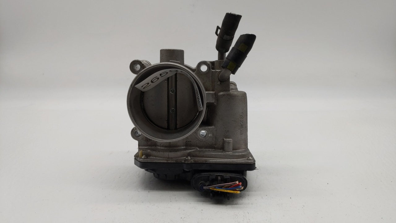 2011-2018 Hyundai Elantra Throttle Body P/N:35100-2E000 Fits 2011 2012 2013 2014 2015 2016 2017 2018 2019 OEM Used Auto Parts - Oemusedautoparts1.com