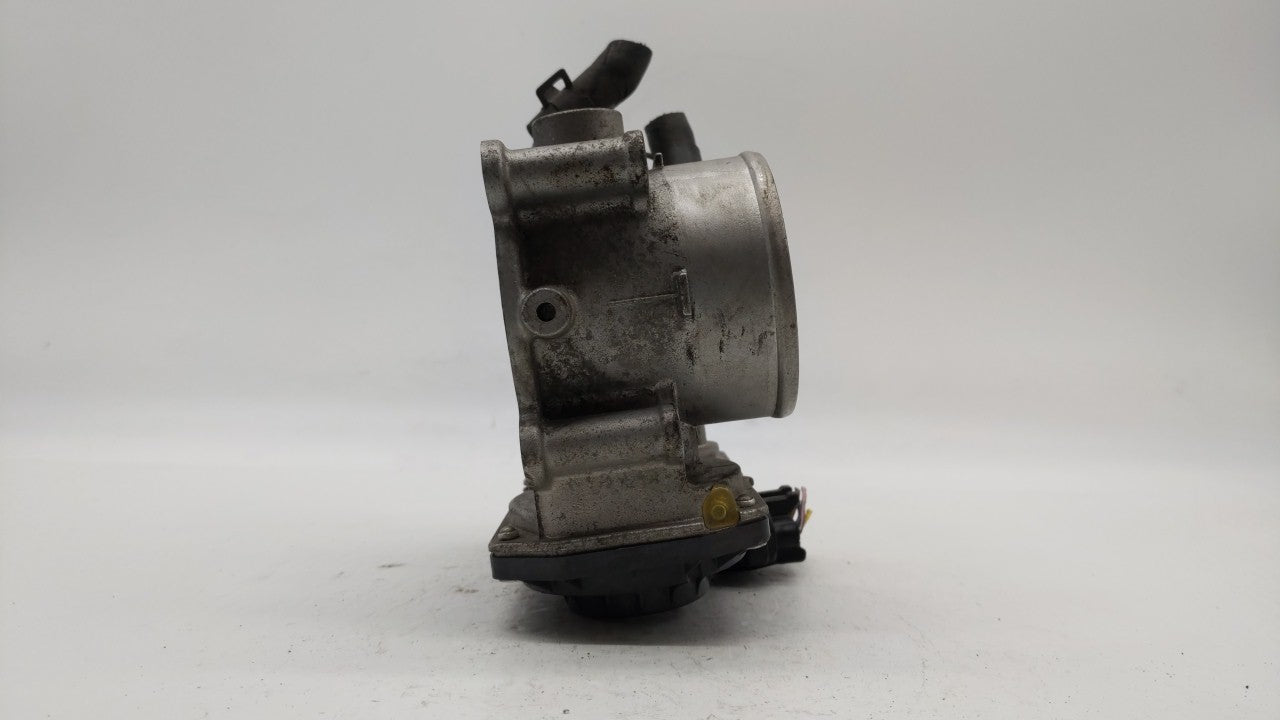 2011-2018 Hyundai Elantra Throttle Body P/N:35100-2E000 Fits 2011 2012 2013 2014 2015 2016 2017 2018 2019 OEM Used Auto Parts - Oemusedautoparts1.com