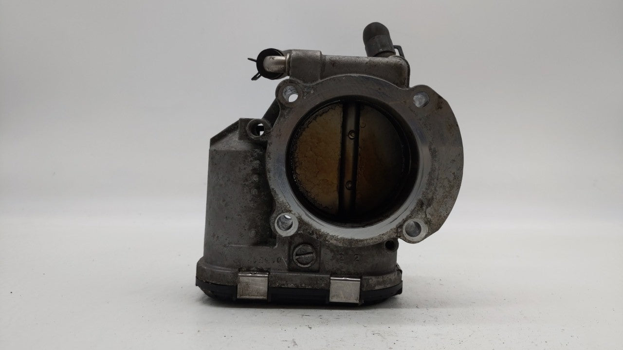 2011-2014 Hyundai Sonata Throttle Body P/N:35100-2G700 Fits 2011 2012 2013 2014 2015 2016 OEM Used Auto Parts - Oemusedautoparts1.com