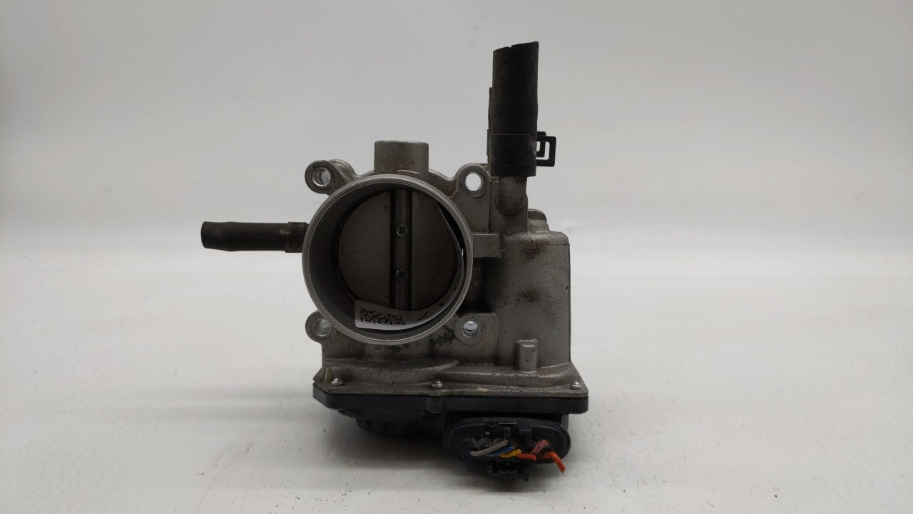 2012-2019 Kia Soul Throttle Body P/N:5302-1S02 35100-2B300 Fits 2012 2013 2014 2015 2016 2017 2018 2019 OEM Used Auto Parts - Oemusedautoparts1.com