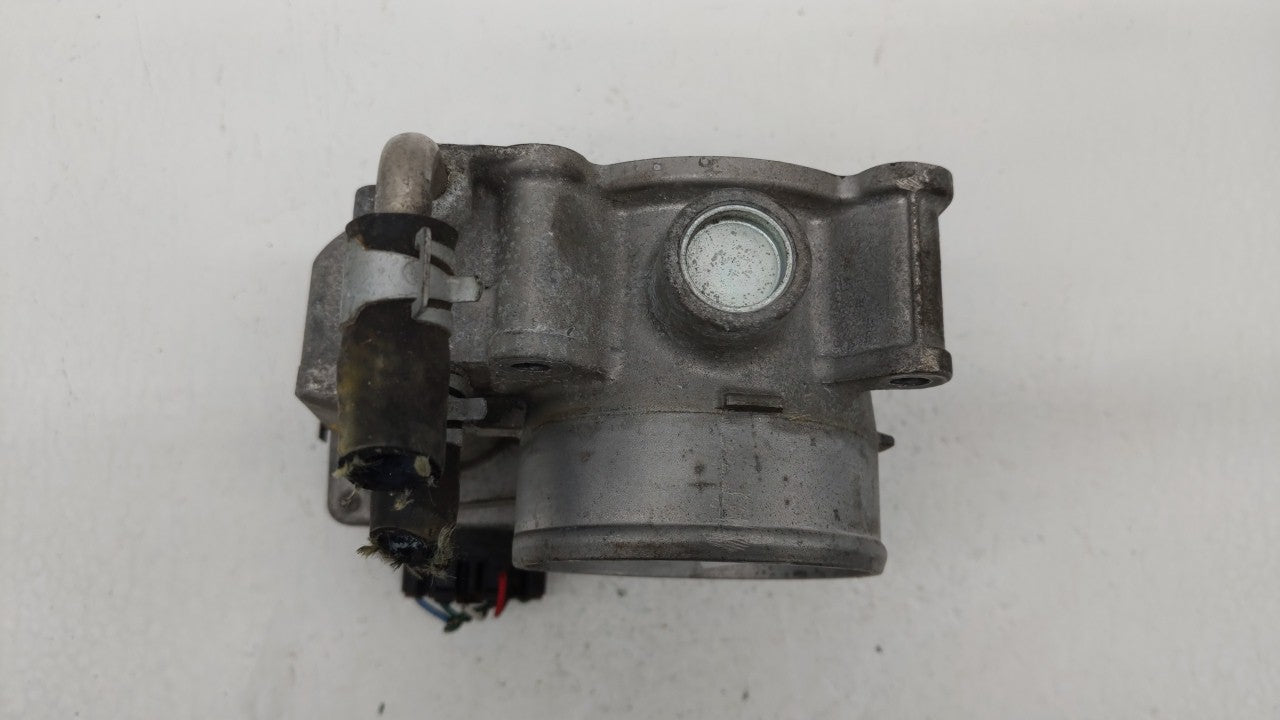 2014-2019 Nissan Rogue Throttle Body P/N:3TA60-01 C 3TA60-01 B Fits 2013 2014 2015 2016 2017 2018 2019 OEM Used Auto Parts - Oemusedautoparts1.com