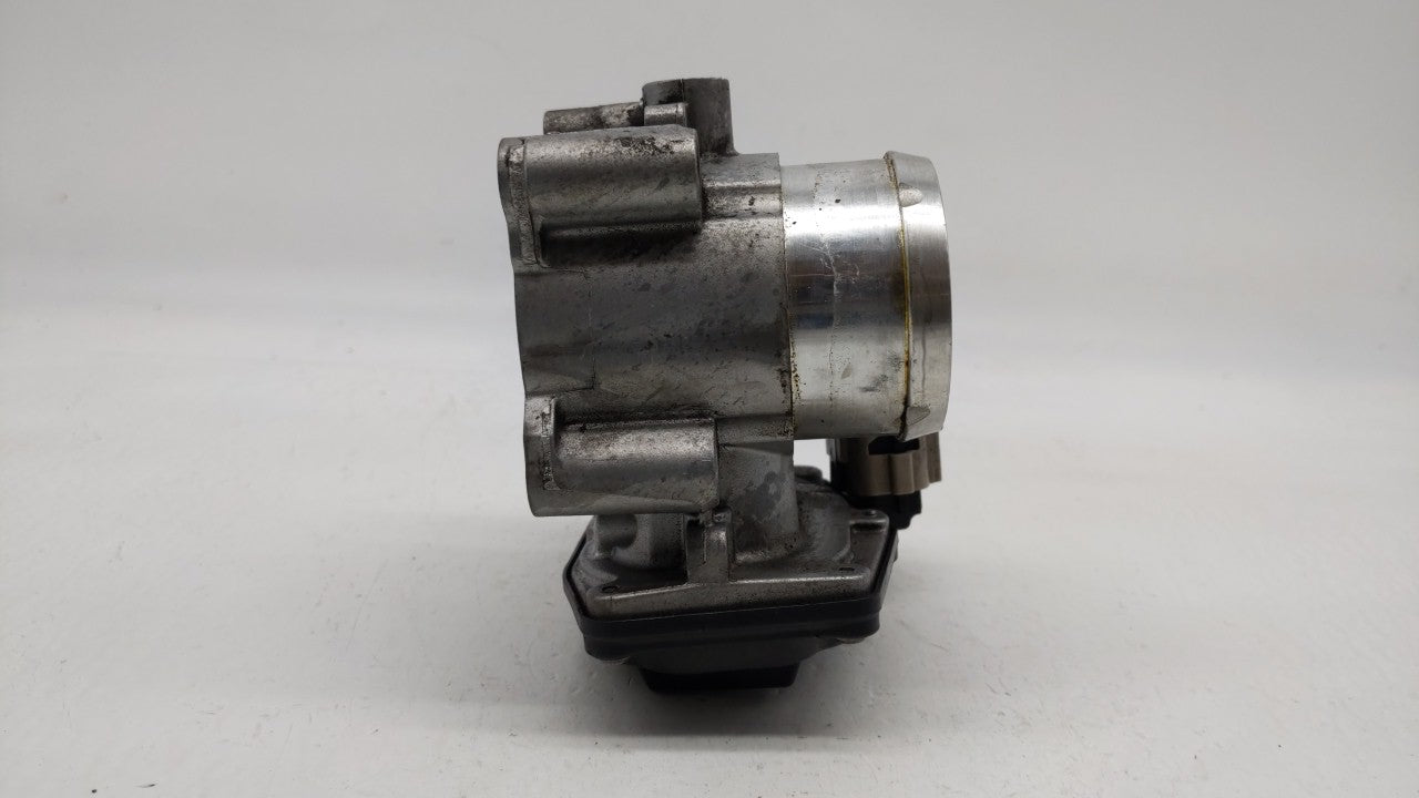 2014-2019 Ford Fusion Throttle Body P/N:DS7G-9F991-BB DS7G-9E991-BB Fits 2014 2015 2016 2017 2018 2019 OEM Used Auto Parts - Oemusedautoparts1.com