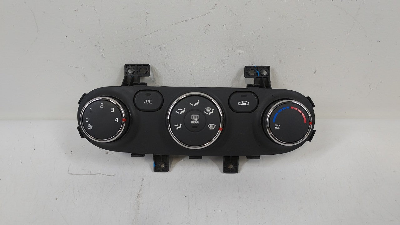 2014-2016 Kia Forte Climate Control Module Temperature AC/Heater Replacement P/N:97250-A7052WK 97250-A7051WK Fits 2014 2015 2016 OEM Used Auto Parts - Oemusedautoparts1.com