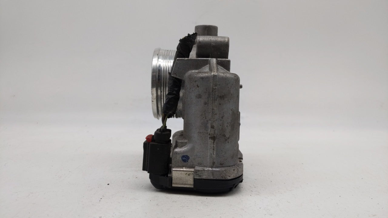 2014-2018 Ford Focus Throttle Body P/N:DS7E-9F991-BB Fits 2014 2015 2016 2017 2018 2019 OEM Used Auto Parts - Oemusedautoparts1.com