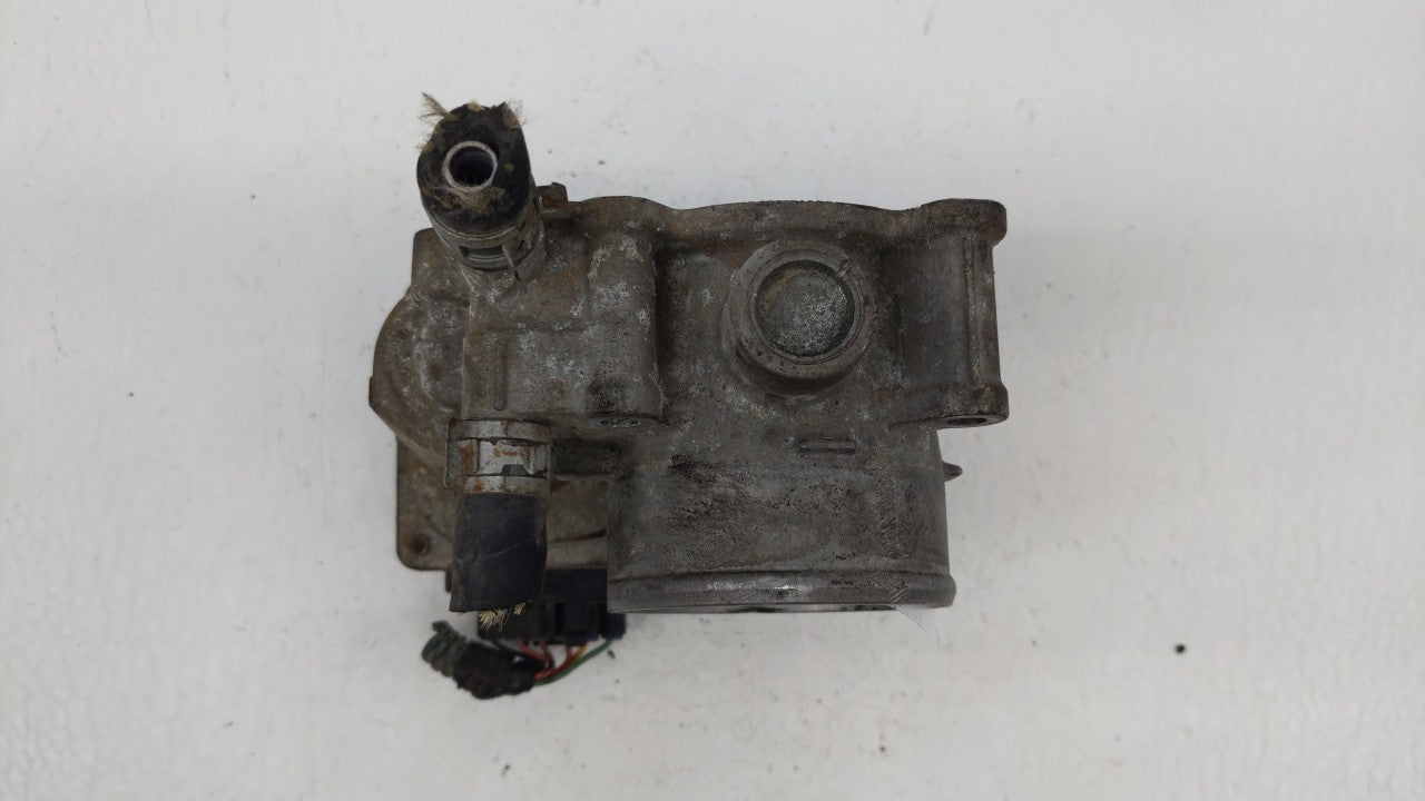 2011-2018 Toyota Corolla Throttle Body P/N:22030-0T080 Fits 2011 2012 2013 2014 2015 2016 2017 2018 OEM Used Auto Parts - Oemusedautoparts1.com