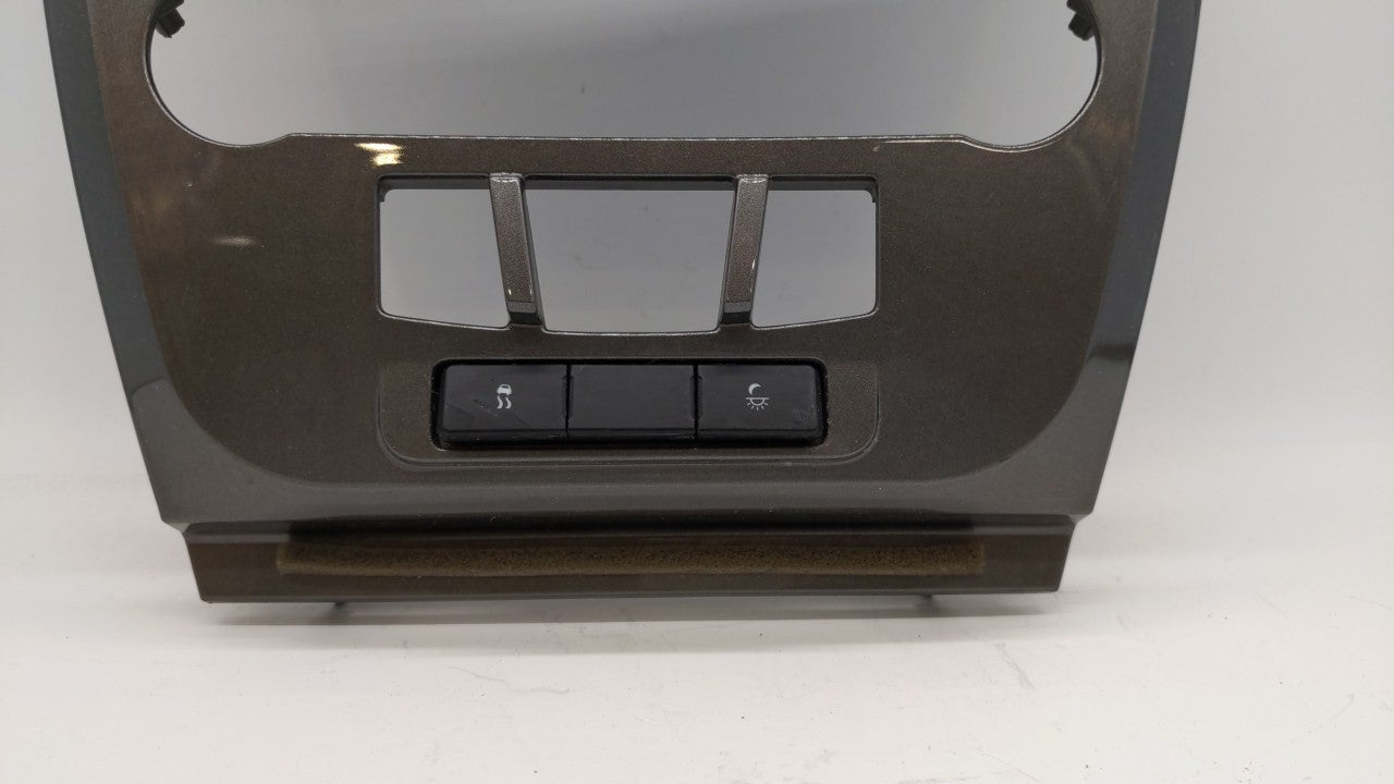 2010-2012 Ford Fusion Radio Control Panel - Oemusedautoparts1.com