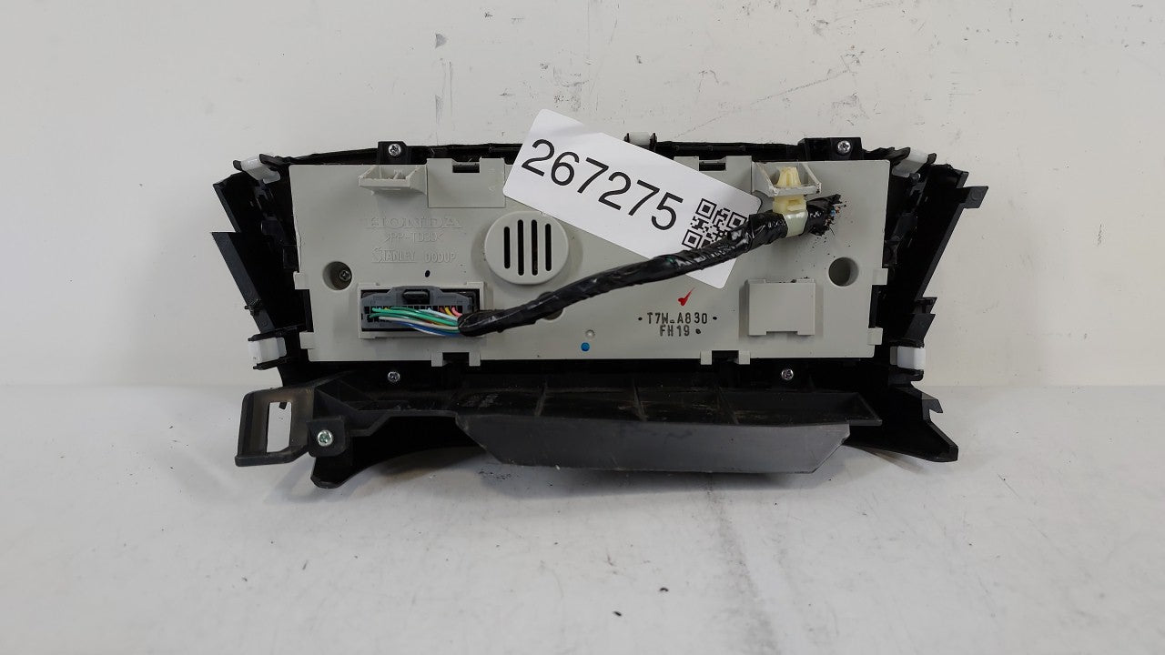 2016-2019 Honda Hr-V Climate Control Module Temperature AC/Heater Replacement P/N:79600T7WA850M1 79600-T7W-A840-M1 Fits OEM Used Auto Parts - Oemusedautoparts1.com