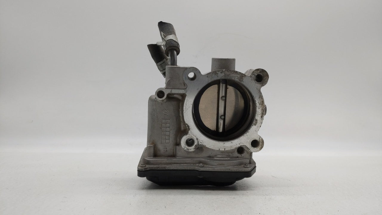 2011-2018 Hyundai Elantra Throttle Body P/N:35100-2E000 Fits 2011 2012 2013 2014 2015 2016 2017 2018 2019 OEM Used Auto Parts - Oemusedautoparts1.com