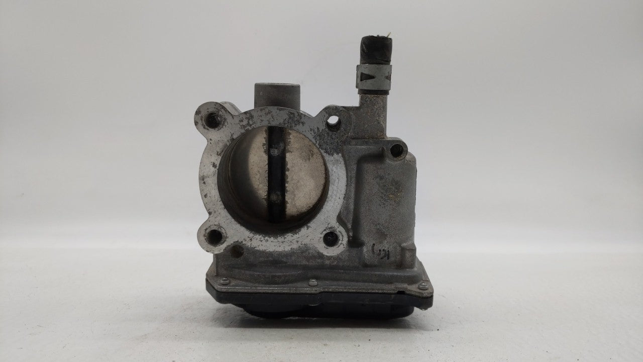 2011-2018 Toyota Corolla Throttle Body P/N:22030-0T080 Fits 2011 2012 2013 2014 2015 2016 2017 2018 OEM Used Auto Parts - Oemusedautoparts1.com